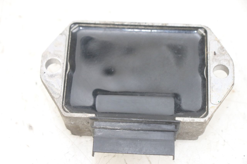 photo de REGULATEUR CHARGE APRILIA SR 2T 50 (2012 - 2017)