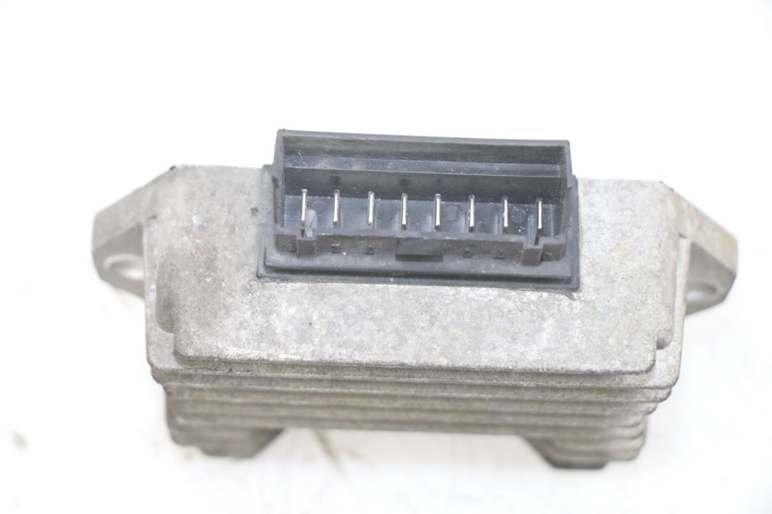 photo de REGULATEUR CHARGE APRILIA SR 2T 50 (2012 - 2017)