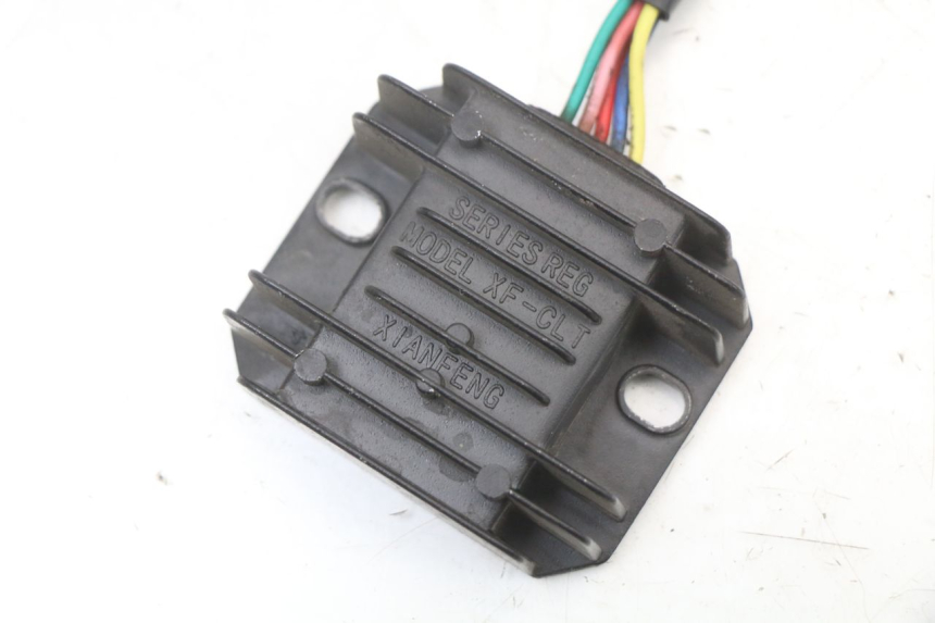 photo de REGULATEUR CHARGE ARCHIVE CAFE RACER 4T 50 (2019 - 2024)