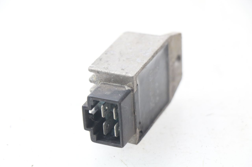 photo de RÉGULATEUR DE CHARGE JONWAY AZTRAL 125 (2008 - 2017)