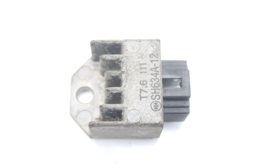 photo de REGULATEUR CHARGE HONDA BALI EX 100 (1996 - 2000)