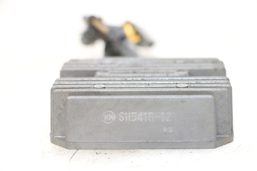 photo de REGULATEUR CHARGE BMW C1 125 (2000 - 2003)