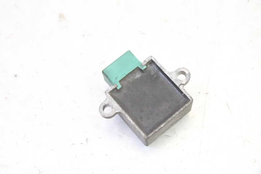 photo de REGULATEUR CHARGE YAMAHA BW'S 100 (1999 - 2002)