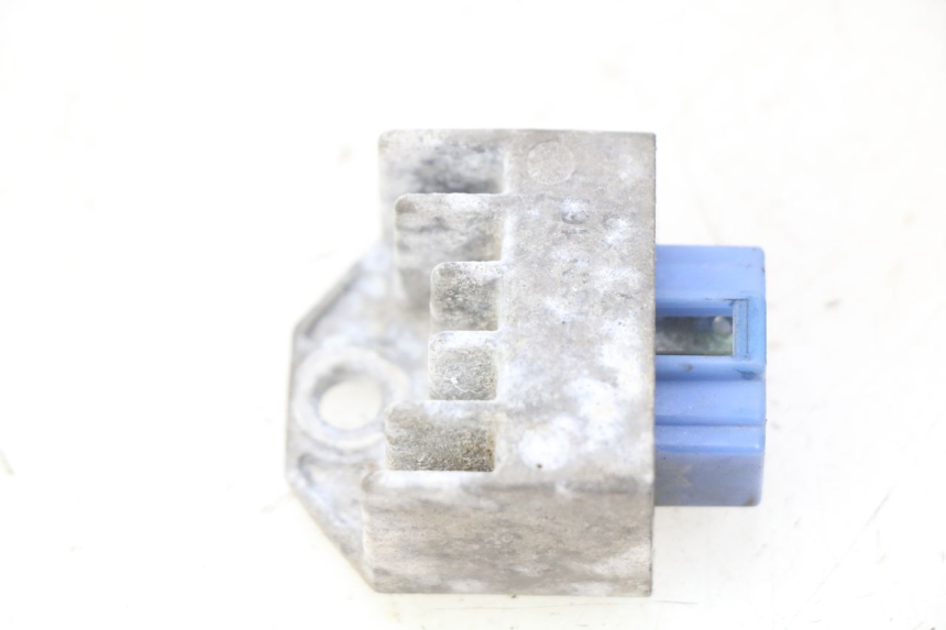 photo de REGULATEUR CHARGE YAMAHA BW'S NAKED 50 (2008 - 2019)