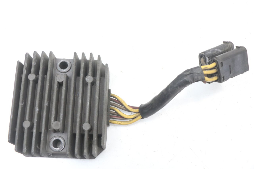 photo de REGULATEUR CHARGE BMW C1 125 (2000 - 2003)