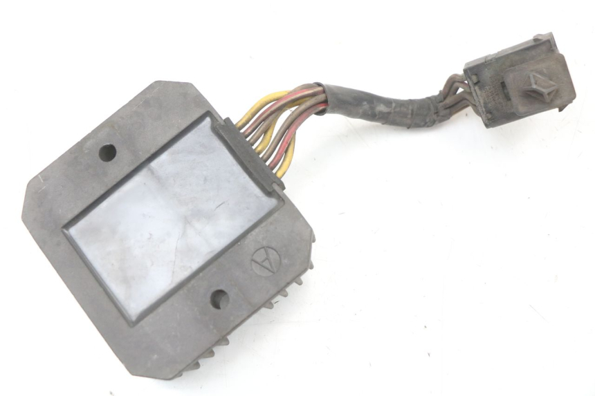 photo de REGULATEUR CHARGE BMW C1 125 (2000 - 2003)
