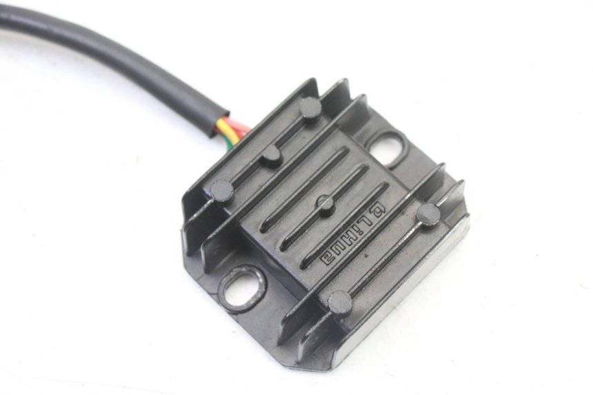 photo de REGULATEUR CHARGE ORCAL CAVARO 4T 50 (2019 - 2023)