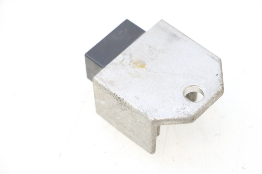 photo de REGULATEUR CHARGE PEUGEOT CITYSTAR 2T 50 (2018 - 2021) - Détail de la pièce