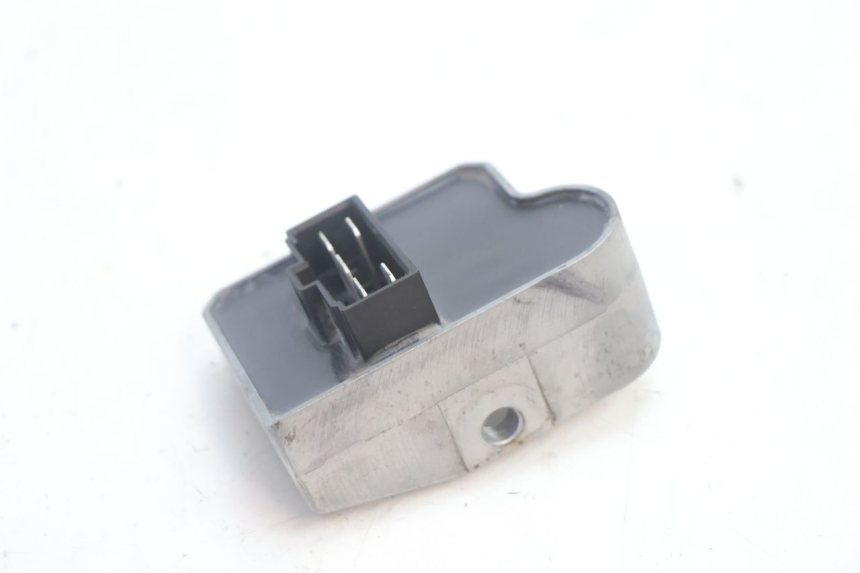 photo de REGULATEUR CHARGE HONDA CRF CR-F 125 (2020 - 2021) - Zoom état d’usage