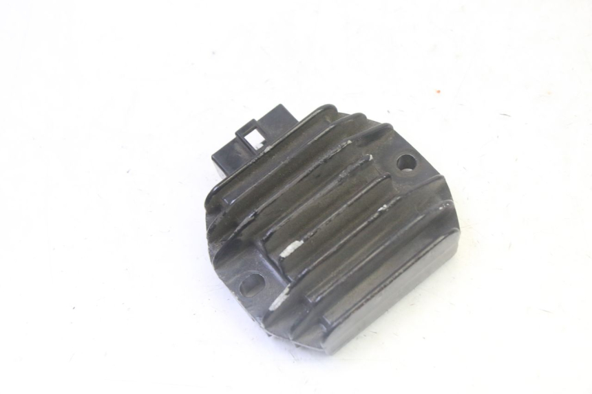 photo de REGULATEUR CHARGE YAMAHA CYGNUS X INJECTION 125 (2007 - 2013)