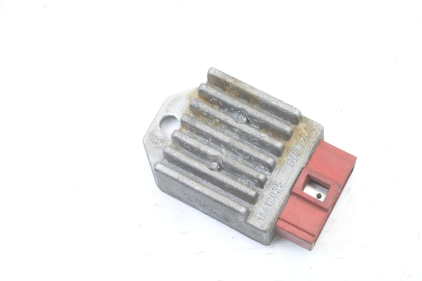 photo de REGULATEUR CHARGE DERBI SENDA SM DRD X-TREME 50 (2011 - 2017)