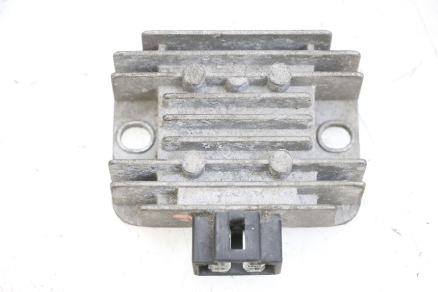 photo de REGULATEUR CHARGE LONGJIA DIGITA 4T 50 (2019 - 2022) - Vue principale