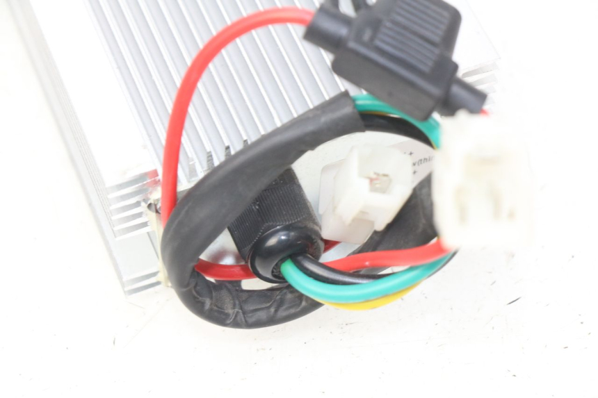 photo de REGULATEUR CHARGE EFUN E2GO 1 (2017 - 2021)