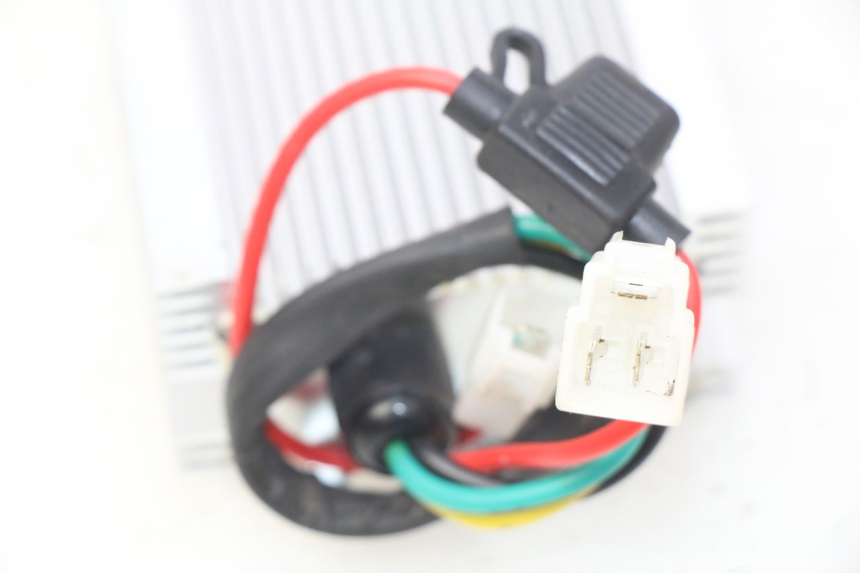 photo de REGULATEUR CHARGE EFUN E2GO 1 (2017 - 2021)