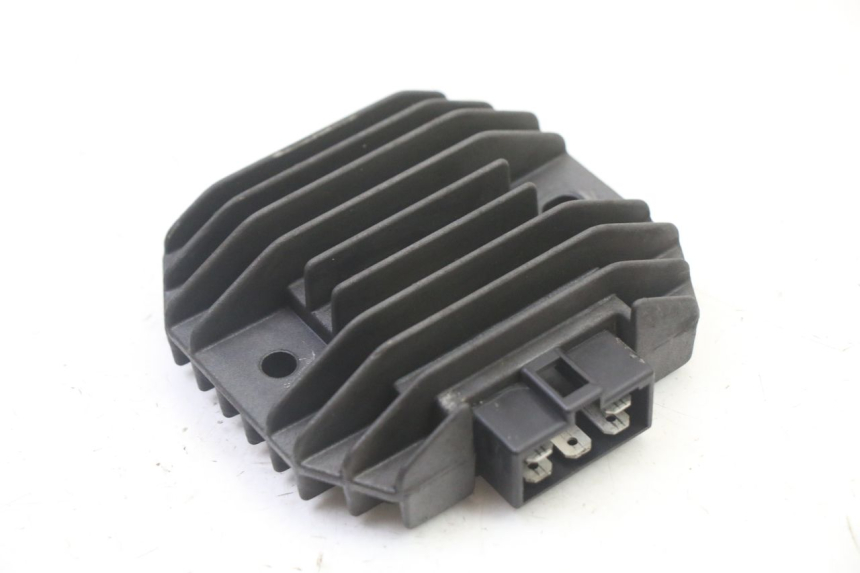photo de REGULATEUR CHARGE PEUGEOT ELYSEO 125 (1999 - 2004)