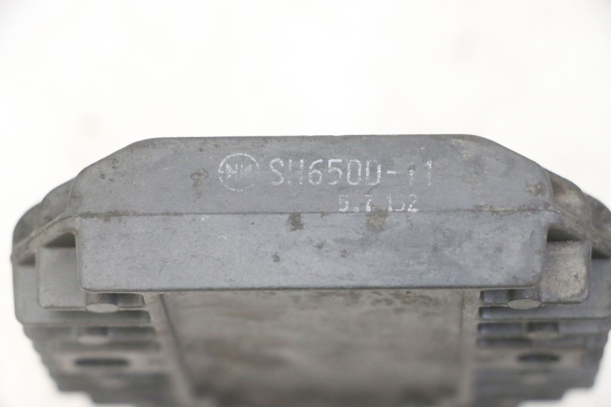 photo de REGULATEUR CHARGE PEUGEOT ELYSTAR 125 (2002 - 2007)