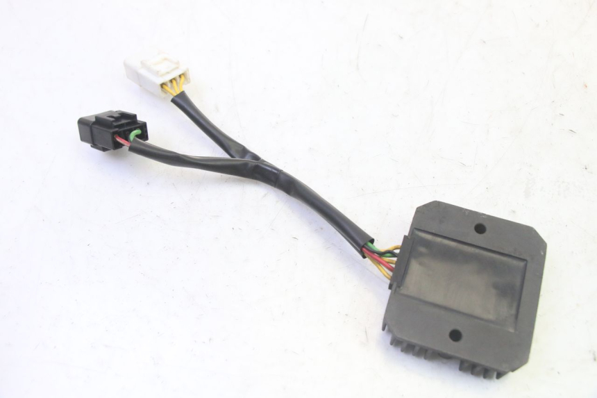 photo de REGULATEUR CHARGE HONDA FES S-WING SWING ABS 125 (2007 - 2015)