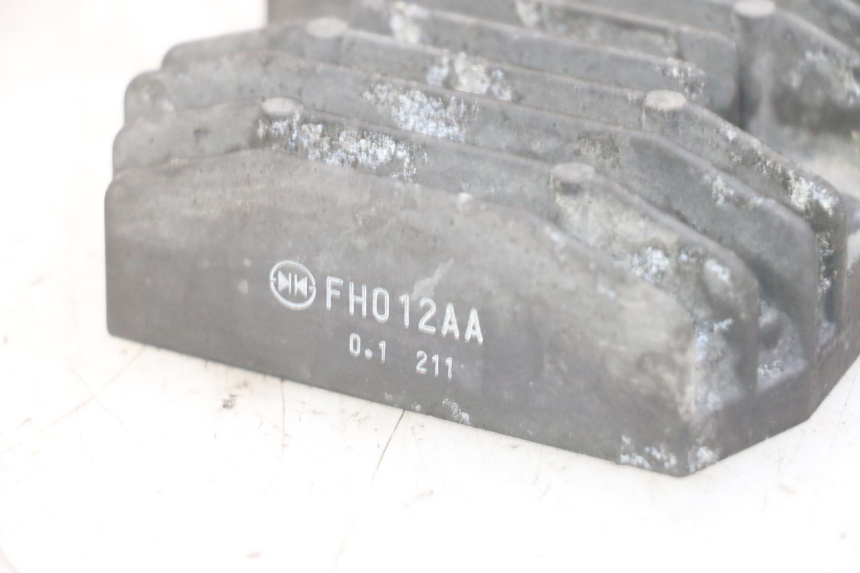 photo de REGULATEUR CHARGE YAMAHA FJR ABS 1300 (2006 - 2012)