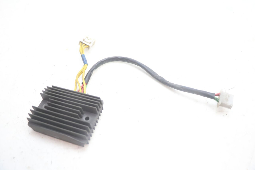 photo de REGULATEUR CHARGE HONDA FJS SILVER WING SILVERWING 400 (2005 - 2008) - Vue principale