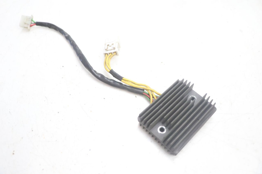 photo de REGULATEUR CHARGE HONDA FJS SILVER WING SILVERWING 400 (2005 - 2008) - Vue principale
