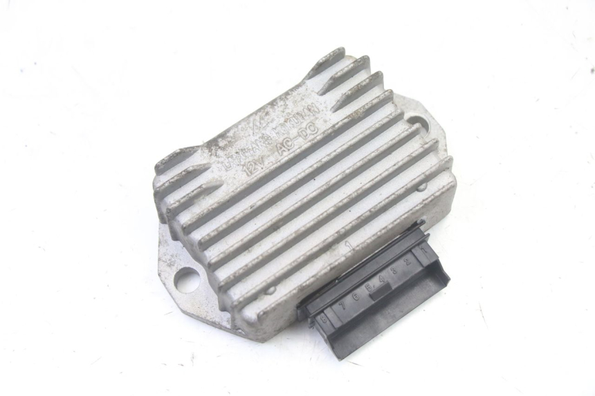 photo de REGULATEUR CHARGE PIAGGIO FLY 2T 50 (2004 - 2017)