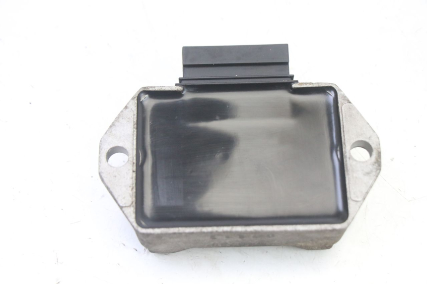 photo de REGULATEUR CHARGE PIAGGIO FLY 2T 50 (2004 - 2017)