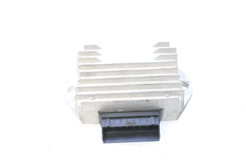 photo de REGULATEUR CHARGE PIAGGIO FLY 2T 50 (2004 - 2017) - Vue principale