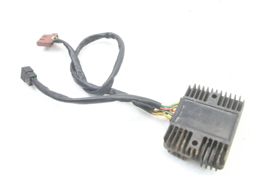photo de REGULATEUR CHARGE GILERA NEXUS 300 (2008 - 2013)