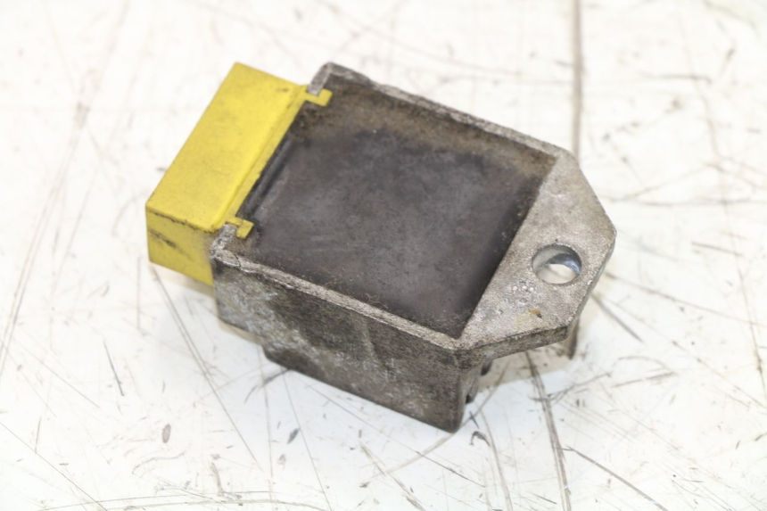 photo de REGULATEUR CHARGE GILERA SMT SUPERMOTARD 50 (2009 - 2017)
