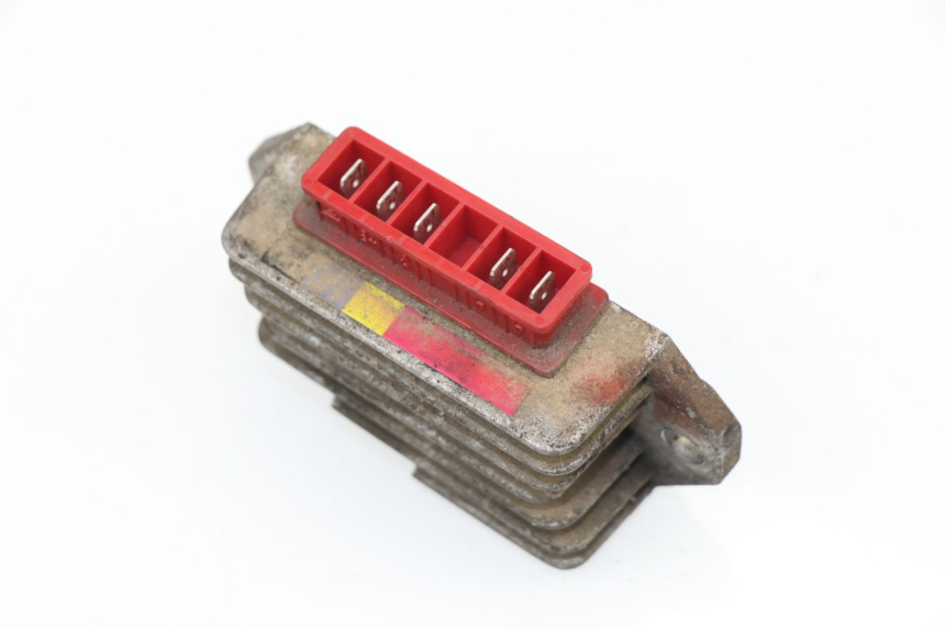 photo de REGULATEUR CHARGE GILERA STORM 50 (1993 - 1997)