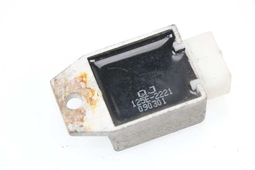 photo de REGULATEUR CHARGE GINELLI LJ50QT 2T 50 (2009 - 2012)