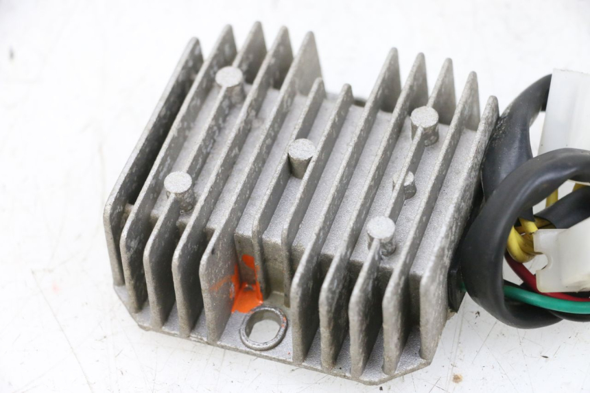 photo de REGULATEUR CHARGE JM MOTORS GTS 125 (2015 - 2019) - Zoom état d’usage