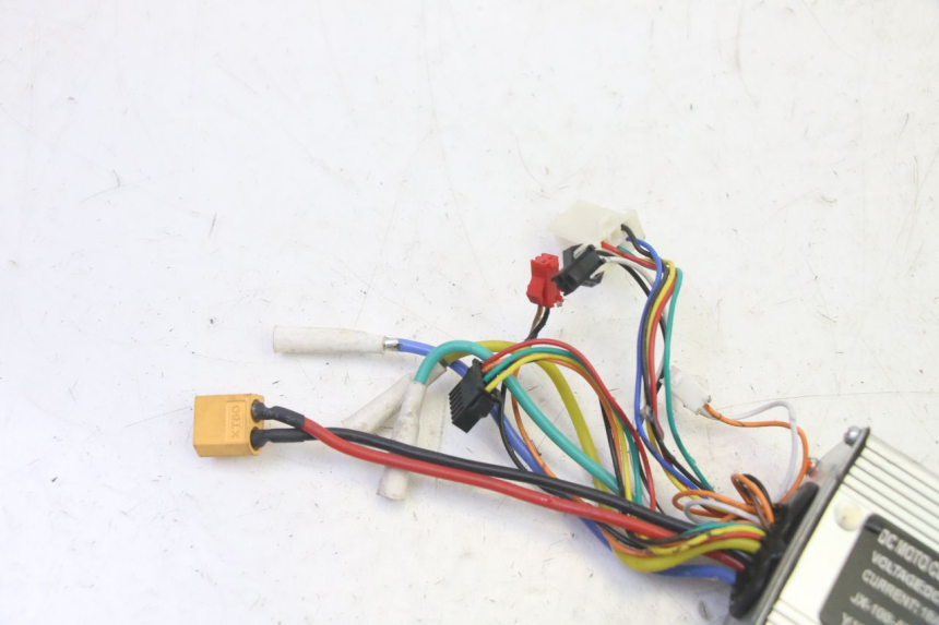 photo de REGULATEUR CHARGE HITWAY H5 1