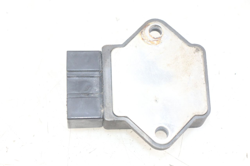 photo de REGULATEUR CHARGE HONDA CBR F SC25 1000 (1989 - 1992)