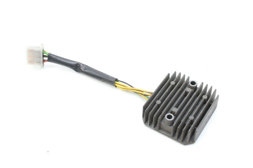 photo de REGULATEUR CHARGE HONDA FES PANTHEON 125 (2003 - 2007)