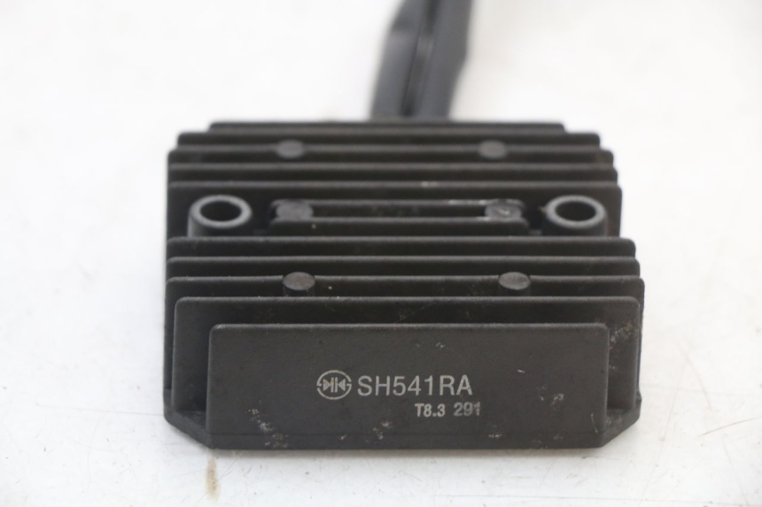 photo de REGULATEUR CHARGE HONDA FES S-WING SWING 125 (2007 - 2015)