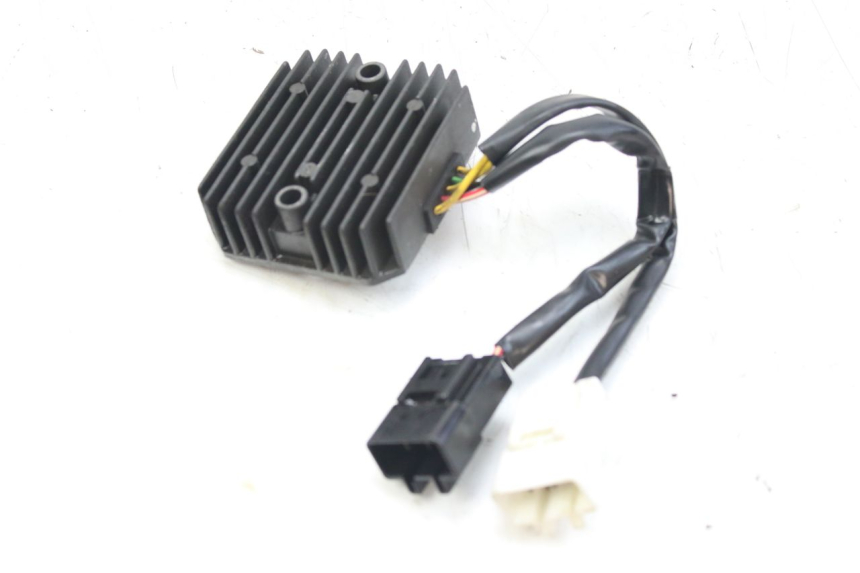 photo de REGULATEUR CHARGE HONDA FES S-WING SWING ABS 125 (2007 - 2015)