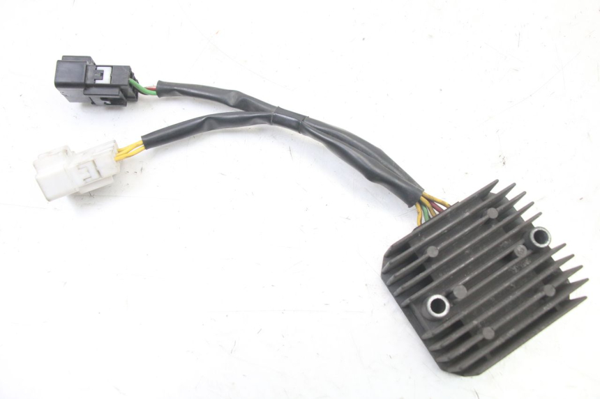 photo de REGULATEUR CHARGE HONDA FES S-WING SWING ABS 125 (2007 - 2015)