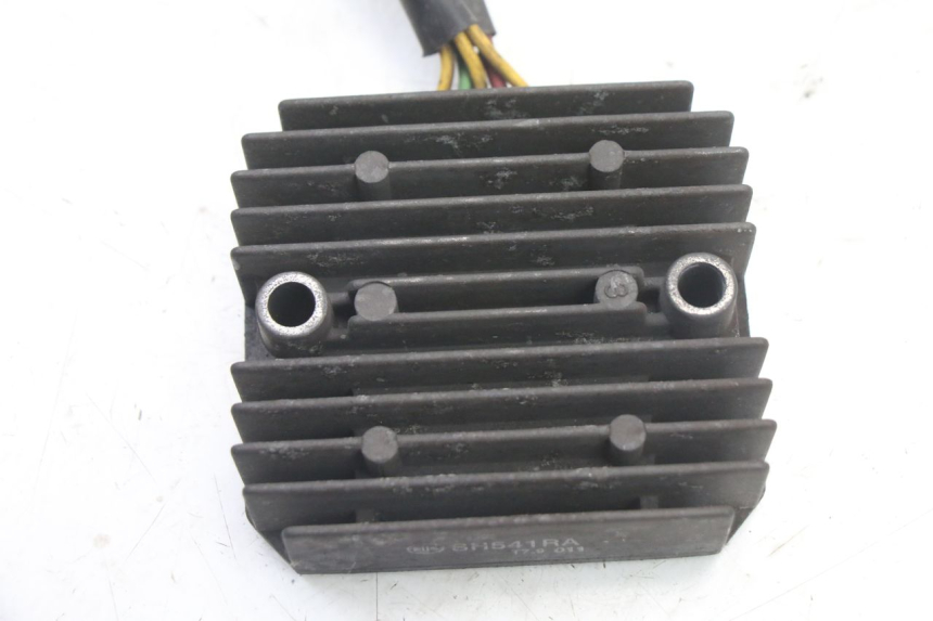 photo de REGULATEUR CHARGE HONDA FES S-WING SWING ABS 125 (2007 - 2015)