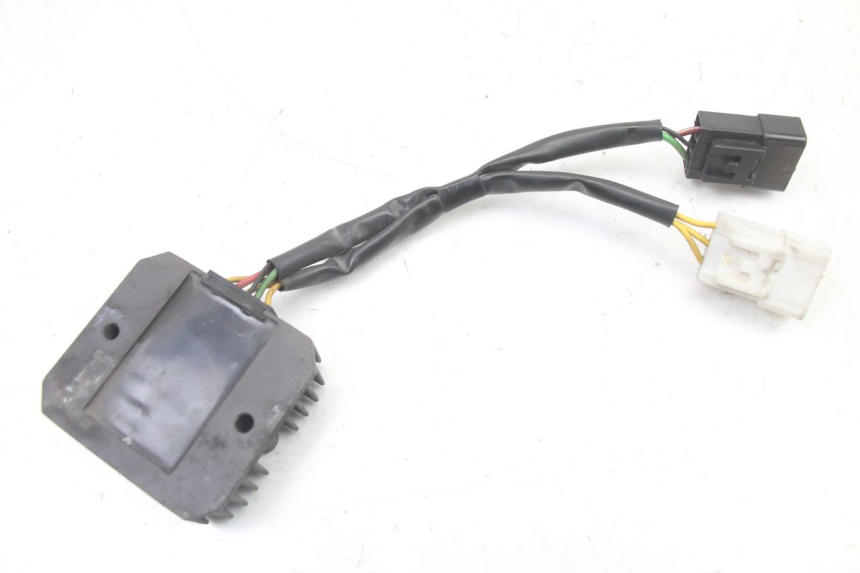 photo de REGULATEUR CHARGE HONDA FES S-WING SWING ABS 125 (2007 - 2015)