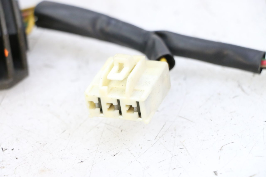 photo de REGULATEUR CHARGE HONDA PES PS I 125 (2006 - 2012)