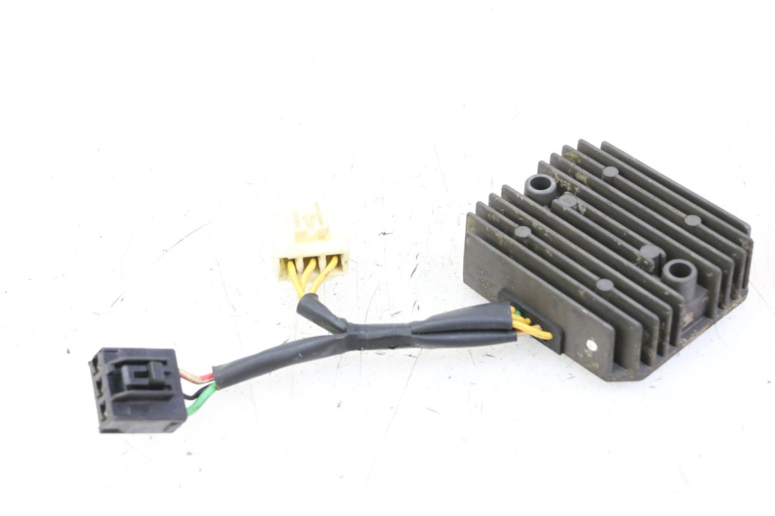 photo de REGULATEUR CHARGE HONDA PES PS I 125 (2006 - 2012)