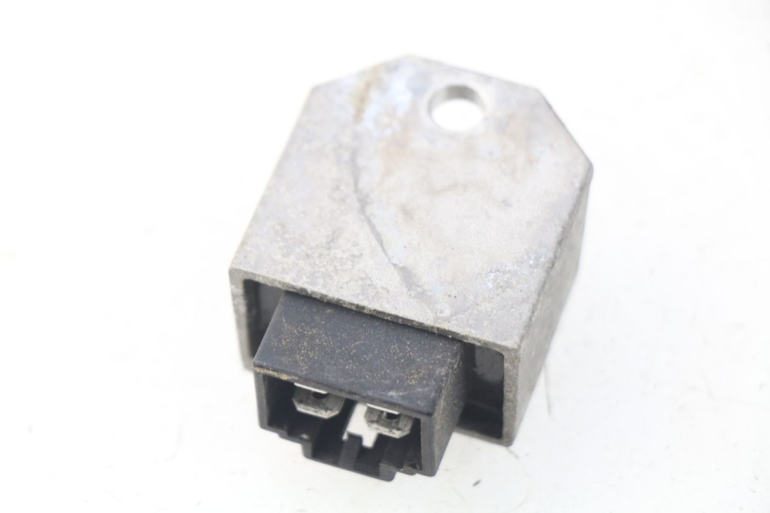 photo de REGULATEUR CHARGE HONDA SJ BALI 50 (1996 - 1999)