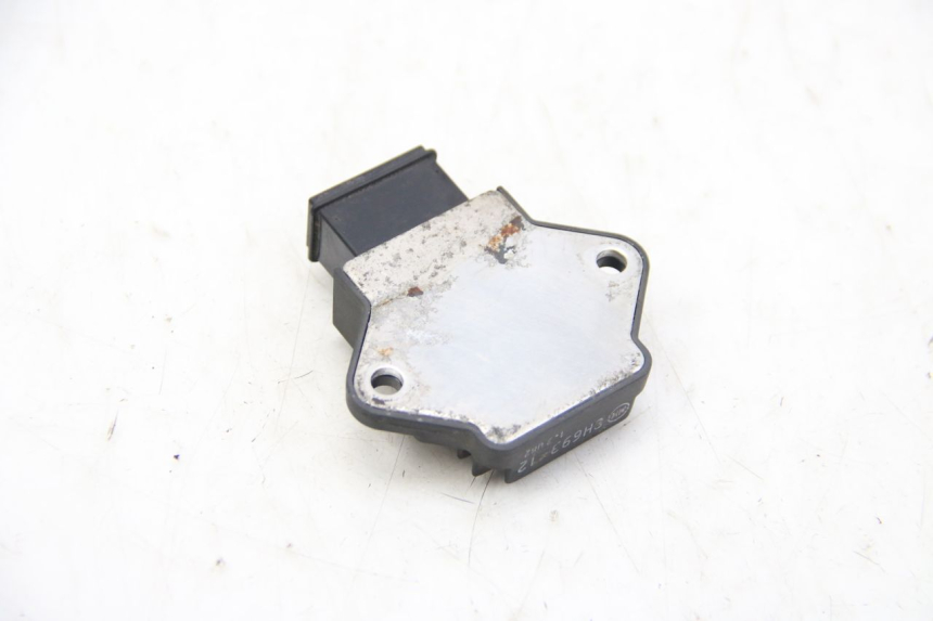 photo de REGULATEUR CHARGE HONDA VT C SHADOW 125 (1999 - 2007)