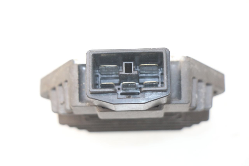 photo de REGULATEUR CHARGE HONDA XLV VARADERO 125 (2000 - 2006)