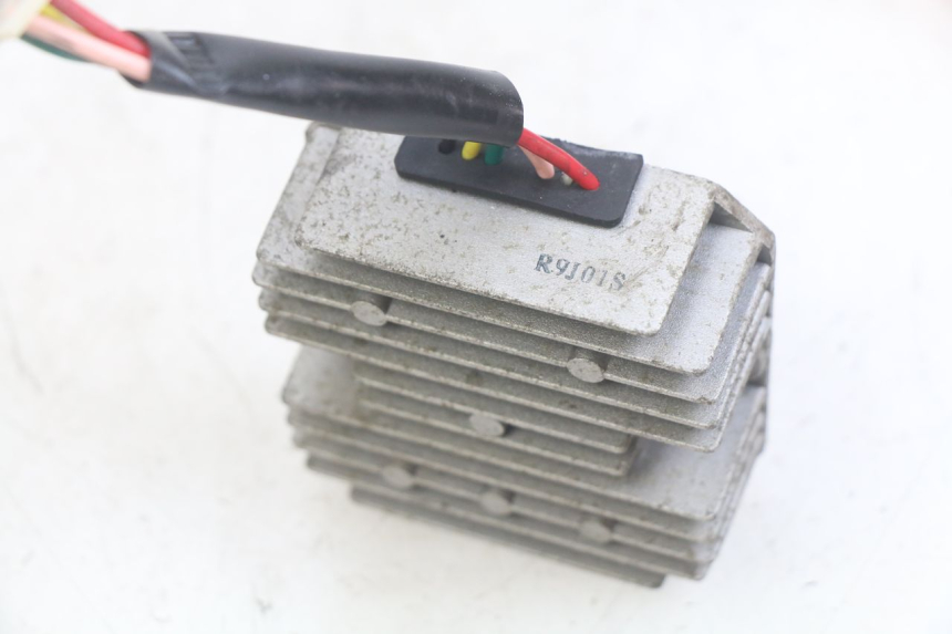 photo de REGULATEUR CHARGE SYM JET SPORT XR 50 (2006 - 2015)