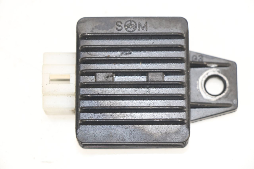 photo de REGULATEUR CHARGE JM MOTORS MILANO 50 (2014 - 2019)