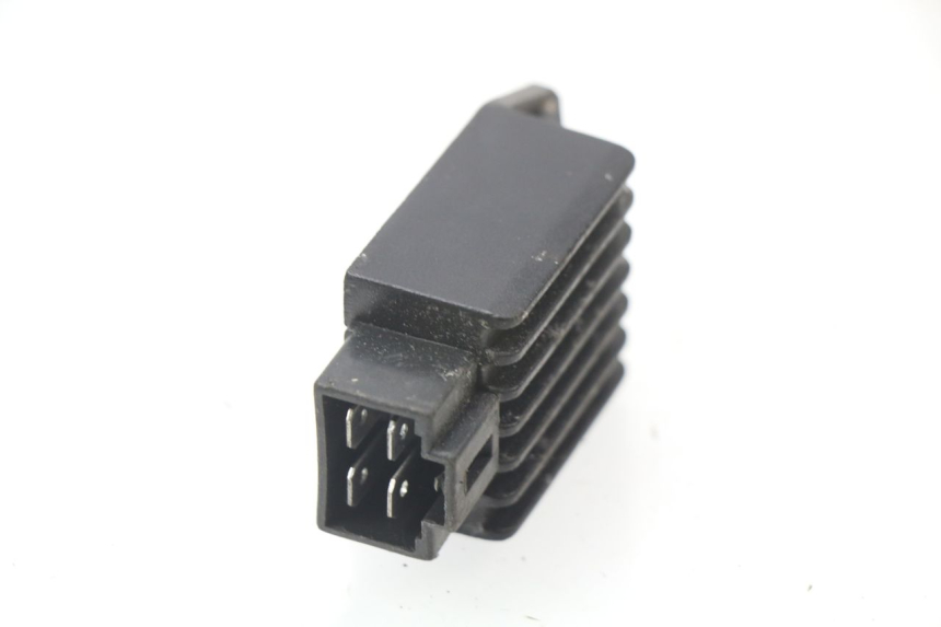 photo de REGULATEUR CHARGE JONWAY SOLANA 50 (2007 - 2016)