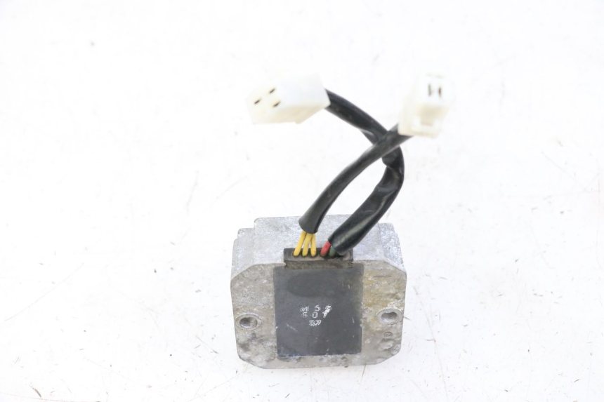 photo de REGULATEUR CHARGE SYM JOYMAX 125 (2010 - 2017)