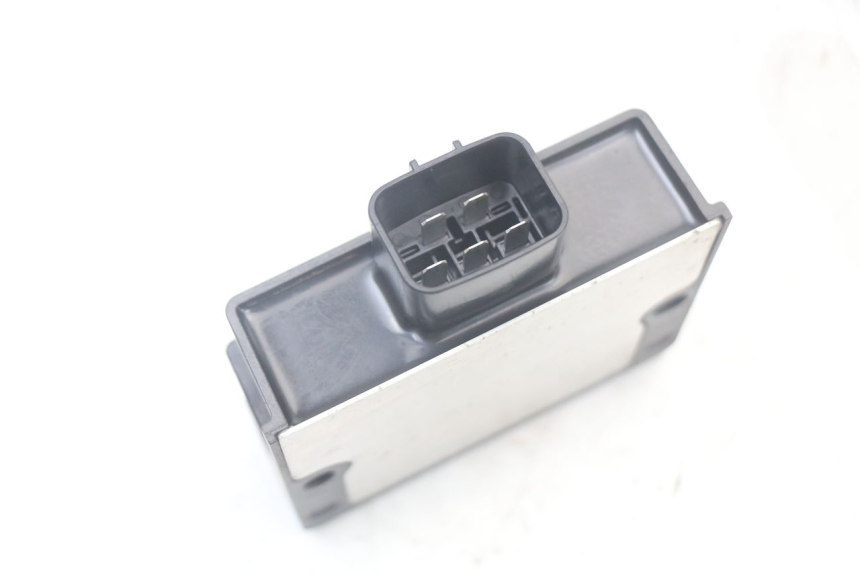 photo de REGULATEUR CHARGE KAWASAKI VERSYS ABS 650 (2015 - 2018)